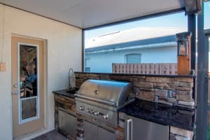 12531 Deerberry Ln, Tampa, FL 33626, Sold 04/01/22