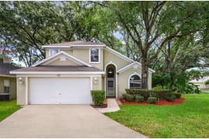 4607 Whispering Park Ln, Tampa, FL 33614, Sold 05/31/22
