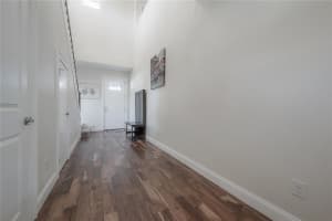 3204 W Lemon St, Tampa, FL 33609, Sold 04/15/22