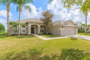 7229 Colonial Lake Dr, Riverview, FL 33578, Sold 04/20/22