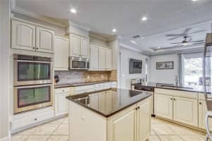 32544 Summerglade Dr, Wesley Chapel, FL 33545, Sold 05/09/22