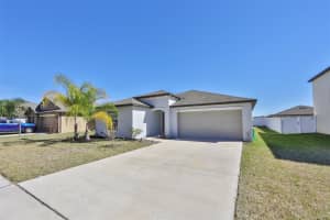 3246 Moulden Hollow Dr, Zephyrhills, FL 33540, Sold 06/06/22