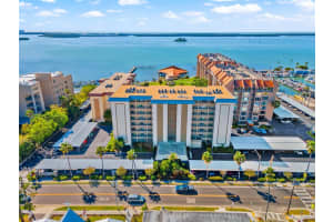 622 Edgewater Dr, Dunedin, FL 34698, Sold 06/03/22