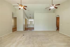 8027 Darlington Cir, Lakeland, FL 33809, Sold 04/14/22