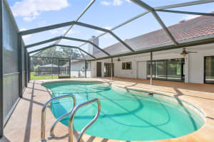 6707 Pemberton View Dr, Seffner, FL 33584, Sold 04/20/22