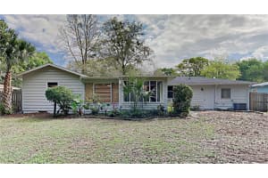 1219 Crestview Dr, Mt Dora, FL 32757, Sold 06/30/22