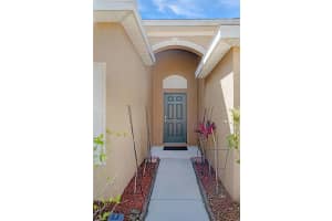 716 Griffen Heights Ct, Ruskin, FL 33570, Sold 05/02/22