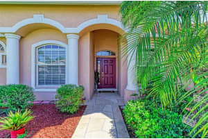 7357 Featherstone Blvd, Sarasota, FL 34238, Sold 05/06/22