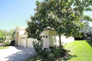 2613 Villa Dr, Valrico, FL 33596, Sold 04/04/22