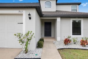 913 Culbreath Grn Ct, Ruskin, FL 33570, Sold 05/16/22