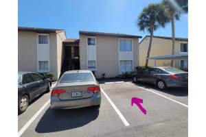 2612D Hidden Lake Dr N, Sarasota, FL 34237, Sold 05/09/22