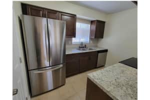 2612D Hidden Lake Dr N, Sarasota, FL 34237, Sold 05/09/22