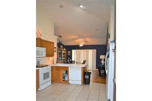 706 Somerstone Dr, Valrico, FL 33594, Sold 04/18/22