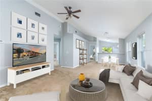 511 Summer Sails Dr, Valrico, FL 33594, Sold 04/28/22