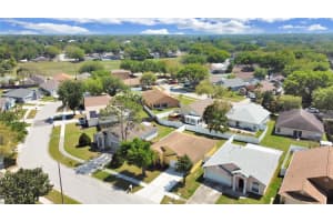 525 Napa Valley Cir, Valrico, FL 33594, Sold 05/31/22