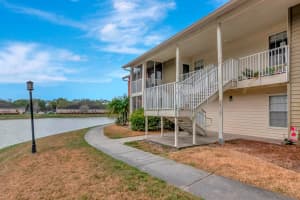 221 Lake Brook Cir, Brandon, FL 33511, Sold 04/25/22