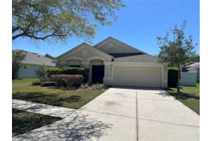 1941 Samantha Ln, Valrico, FL 33594, Sold 04/22/22