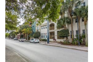 2440 W Horatio St, Tampa, FL 33609, Sold 05/10/22