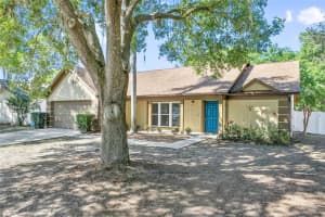 10437 Deepbrook Dr, Riverview, FL 33569, Sold 04/27/22