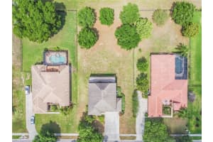 9810 PALAZZO ST, SEFFNER, FL 33584 Sold 09/12/22