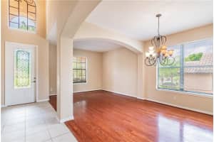 9810 PALAZZO ST, SEFFNER, FL 33584 Sold 09/12/22