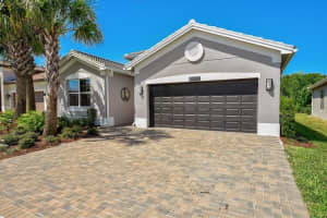 15473 Santa Pola Dr, Wimauma, FL 33598, Sold 05/02/22