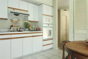 764 Captiva Ct NE, St. Petersburg, FL 33702, Sold 05/13/22