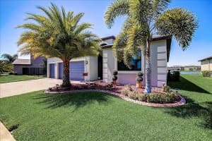 10042 Celtic Ash Dr, Ruskin, FL 33573, Sold 05/25/22