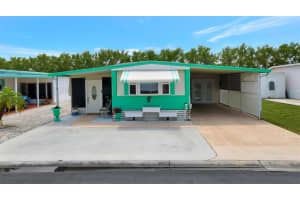 322 S PORT ROYAL LN, APOLLO BEACH, FL 33572 Sold 09/15/22