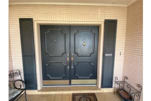 3939 Versailles Dr, Tampa, FL 33634, Sold 05/06/22