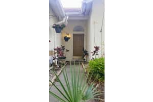 10912 Kenbrook Dr, Riverview, FL 33578, Sold 05/04/22