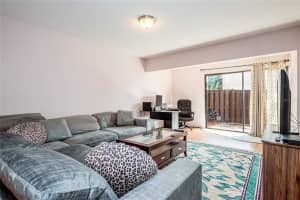 895 N Village Dr, St. Petersburg, FL 33716, Sold 05/13/22