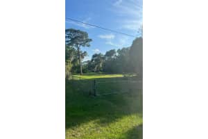 2436 53RD ST, SARASOTA, FL 34234 Sold 08/05/22