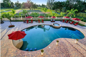 10652 BROADLAND PASS, THONOTOSASSA, FL 33592 Sold 09/23/22