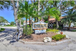 230 N Bayshore Blvd, Clearwater, FL 33759, Sold 04/29/22