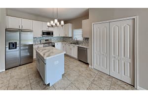 3707 Crystal Dew St, Plant City, FL 33567, Sold 05/13/22