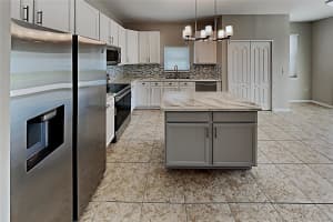 3707 Crystal Dew St, Plant City, FL 33567, Sold 05/13/22
