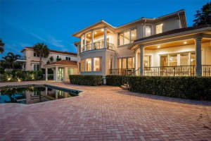 699 Key Royale Dr, Holmes Beach, FL 34217, Sold 05/31/22