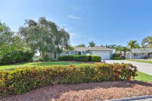 6300 Cocoa Ln, Apollo Beach, FL 33572, Sold 06/24/22
