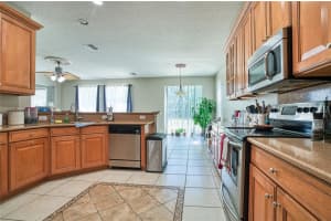 10623 Boyette Creek Blvd, Riverview, FL 33569, Sold 05/17/22