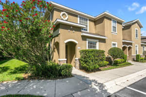 2008 GREENWOOD VALLEY DR, PLANT CITY, FL 33563 Sold 06/30/22