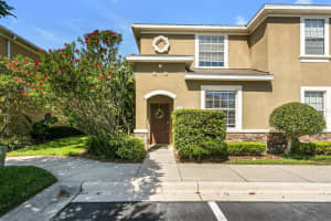 2008 GREENWOOD VALLEY DR, PLANT CITY, FL 33563 Sold 06/30/22