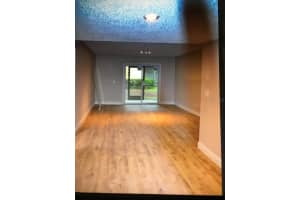 14464 REUTER STRASSE CIR #602, TAMPA, FL 33613 Sold 09/30/22