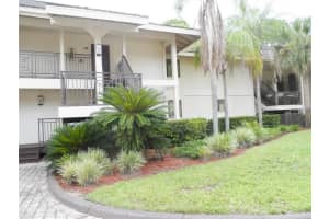 4752 FOX HUNT DR #823, WESLEY CHAPEL, FL 33543 Sold 08/29/22