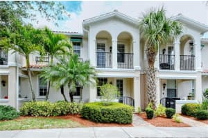 6002 Madrano Dr, Sarasota, FL 34232, Sold 05/29/22