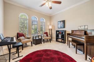 32510 Summerglade Dr, Wesley Chapel, FL 33545, Sold 06/07/22