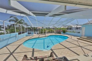 6644 DOLPHIN COVE DR, APOLLO BEACH, FL 33572 Sold 07/15/22