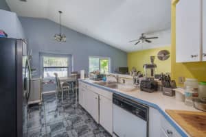 10201 Allenwood Dr, Riverview, FL 33569, Sold 06/06/22