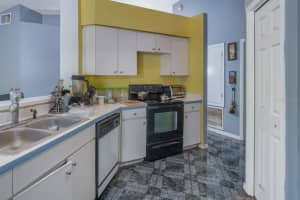 10201 Allenwood Dr, Riverview, FL 33569, Sold 06/06/22