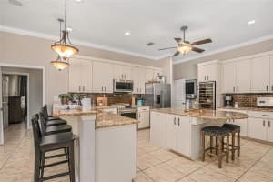 8705 Crescent Forest Blvd, New Port Richey, FL 34654, Sold 05/23/22